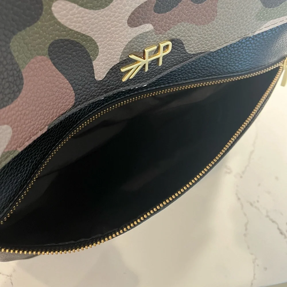 Freshly Picked Classic Diaper Bag